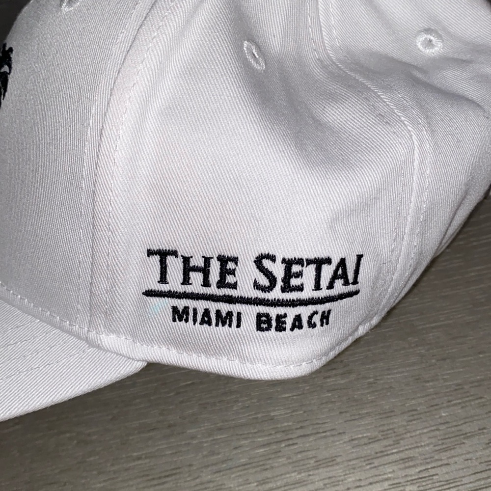 The Setai hat - Picture 2 of 4